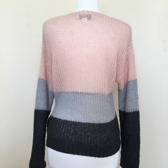 WildFox Women’s Sweater Felicity V-Neck Stripes Size S - Picture 4 of 8